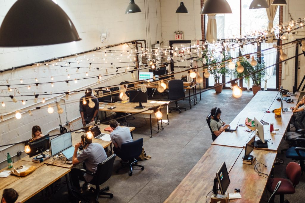 العمل الحر و coworking space